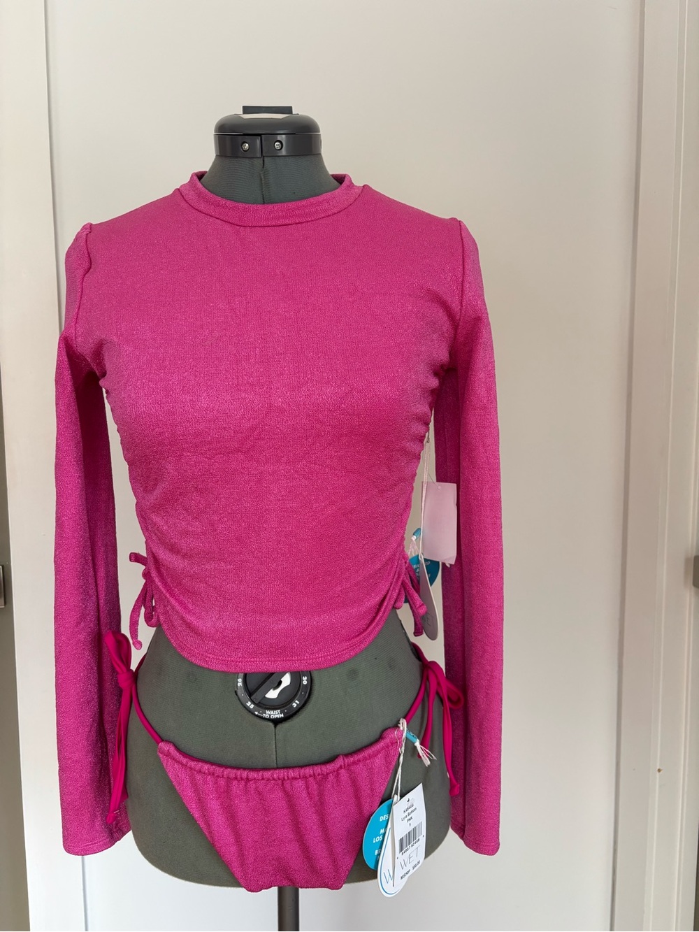 WET Yara Lyra Pink Textured Bikini Set NWT Top M Bottom S /Rush Guard MSRP $196
